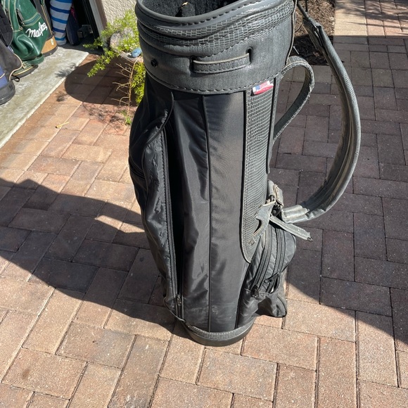 Club King Golf Cart Bag
With shoulder strap - Picture 1 of 12